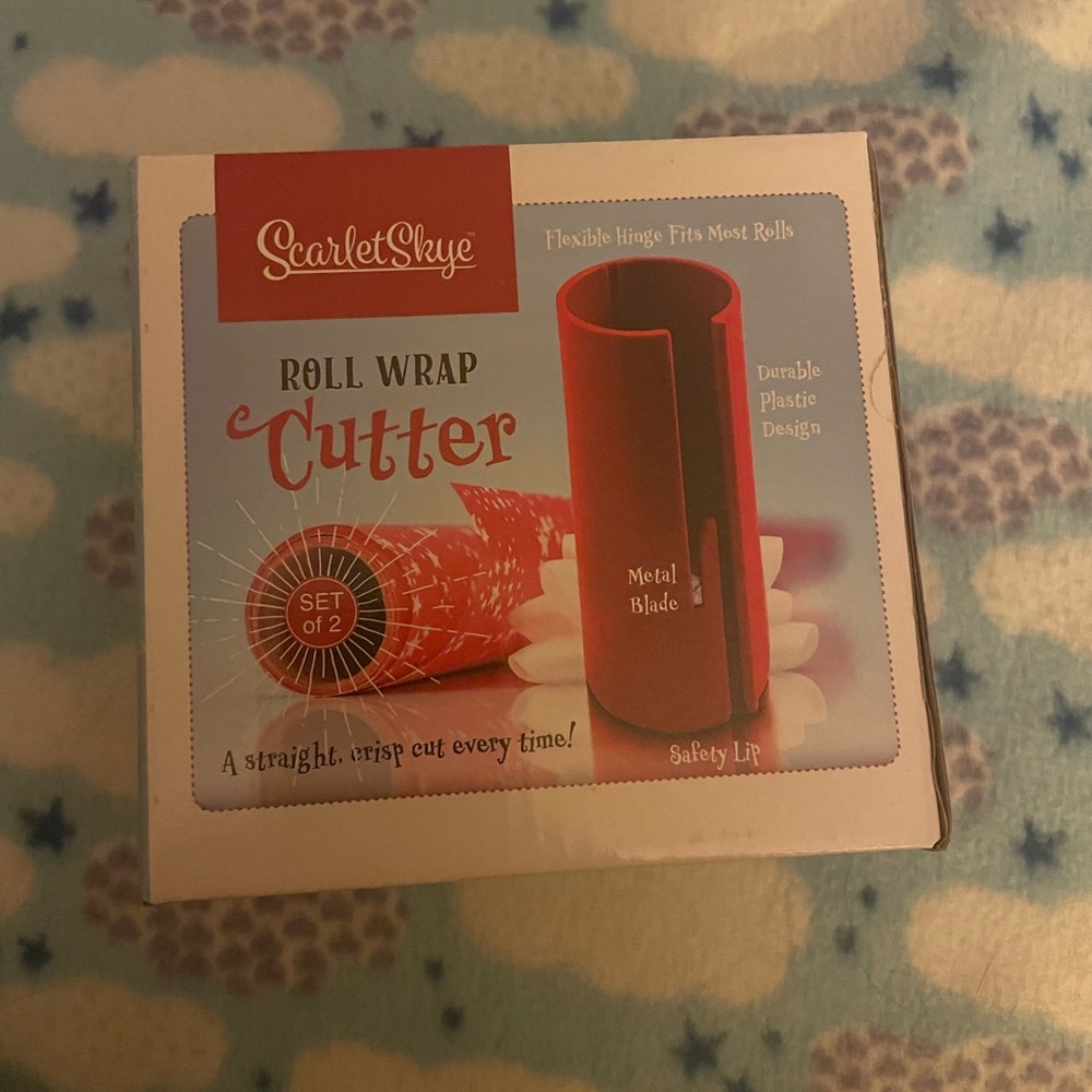 Roll wrap cutter